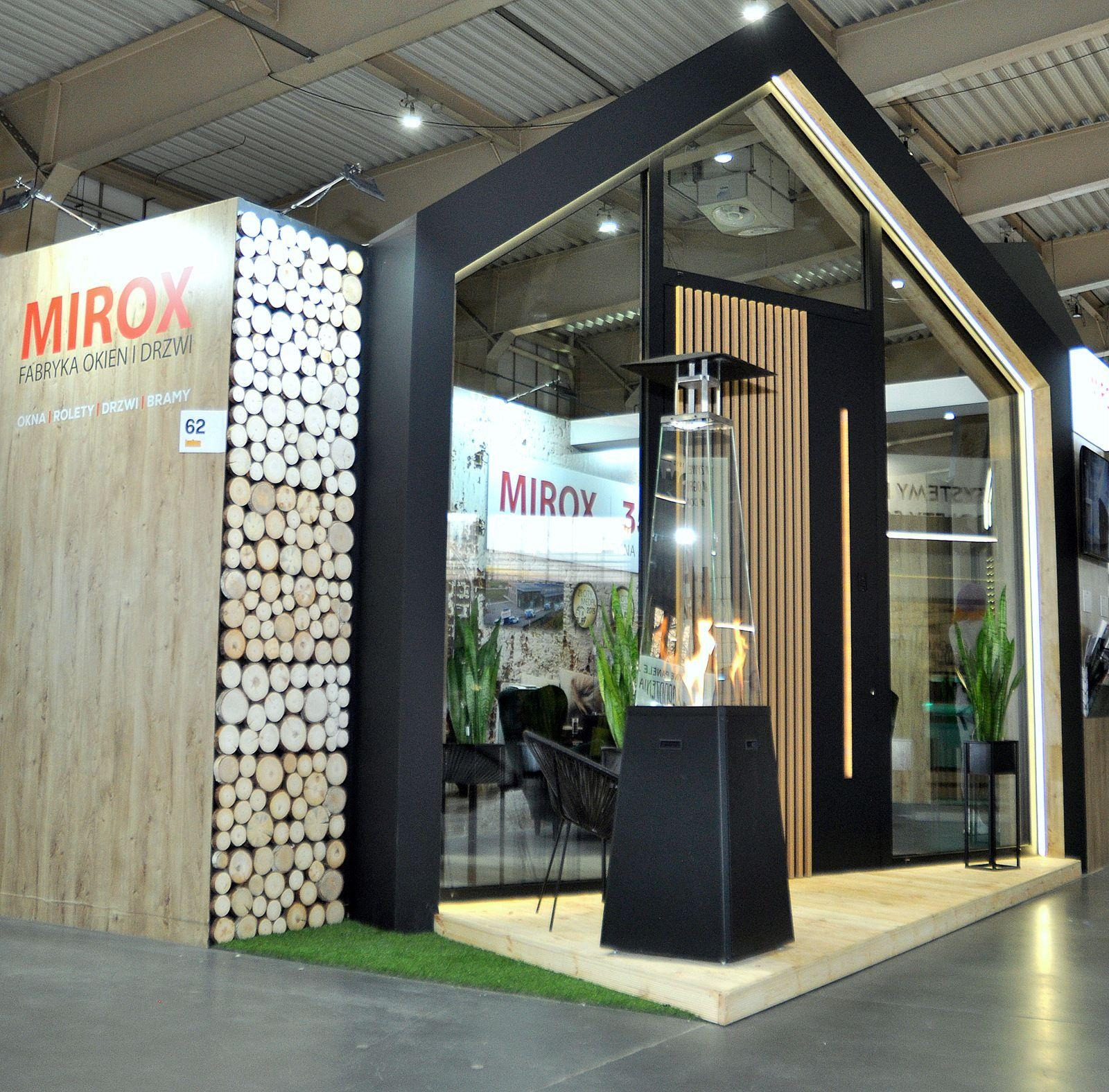 PIVOT-Türen: Ein beeindruckender Eingang, der schon an der Türschwelle begeistert